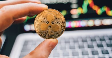 Oregon Lawsuit Targets Coinbase Over XRP Amid Ripple Legal Battle